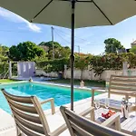 Villa Erato By Vintage Travel