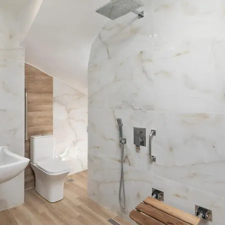 Erato By Vintage Travel * Tsoukaládhes