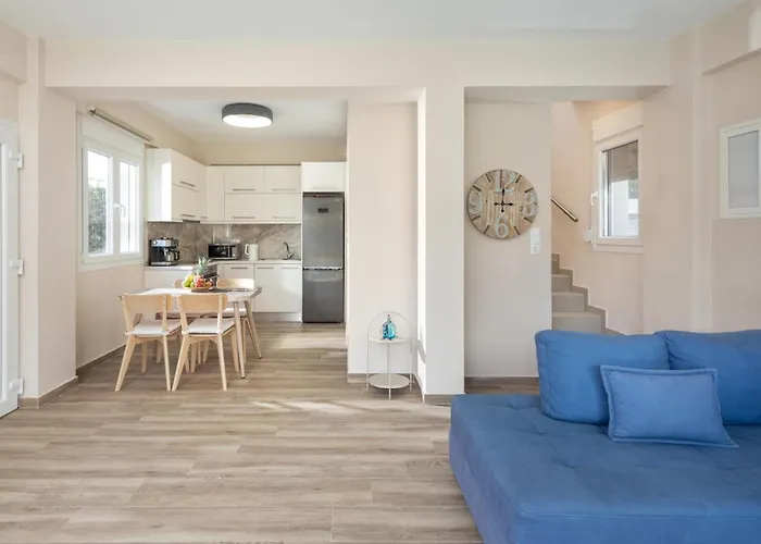 Erato By Vintage Travel *