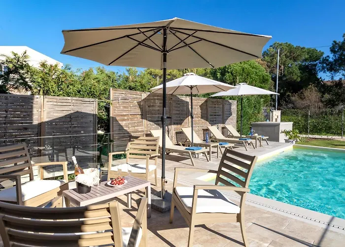 Erato By Vintage Travel 빌라