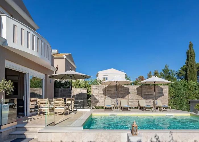 Erato By Vintage Travel Tsoukaládhes